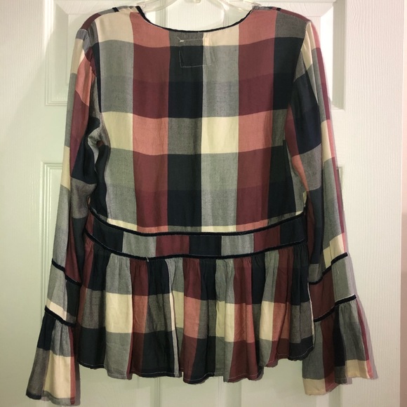 Plaid Thread & Supply Top - Picture 6 of 10